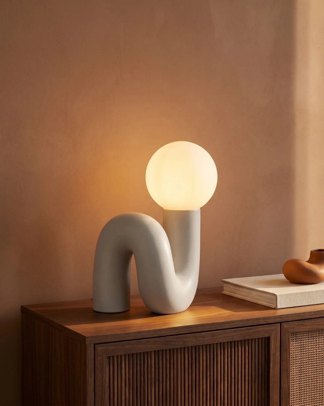 Elocci | Stylish Sculptural Resin Frosted Glass Table Lamp 1