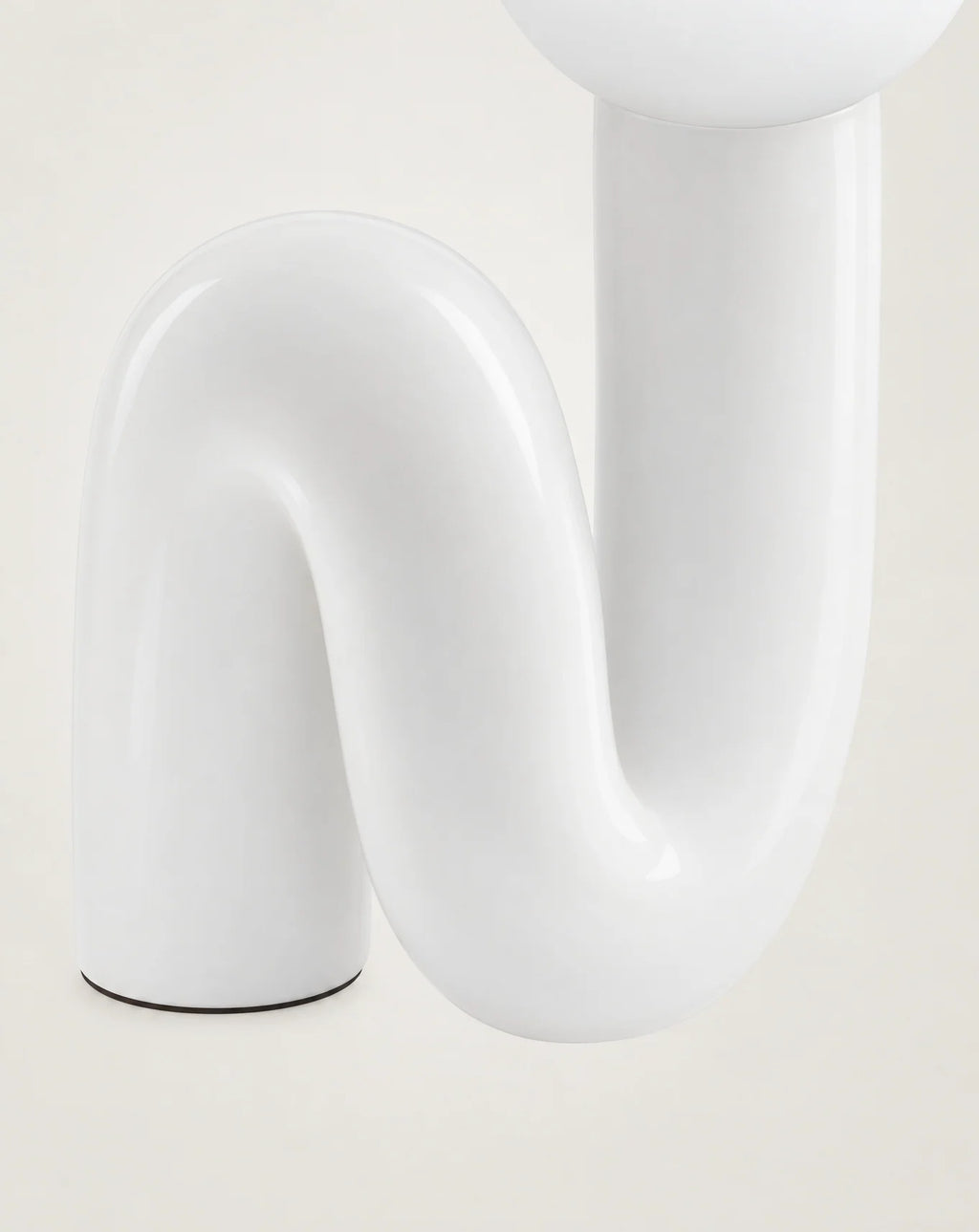 Elocci | Stylish Sculptural Resin Frosted Glass Table Lamp 3