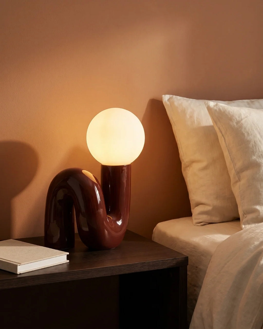 Elocci | Stylish Sculptural Resin Frosted Glass Table Lamp 8