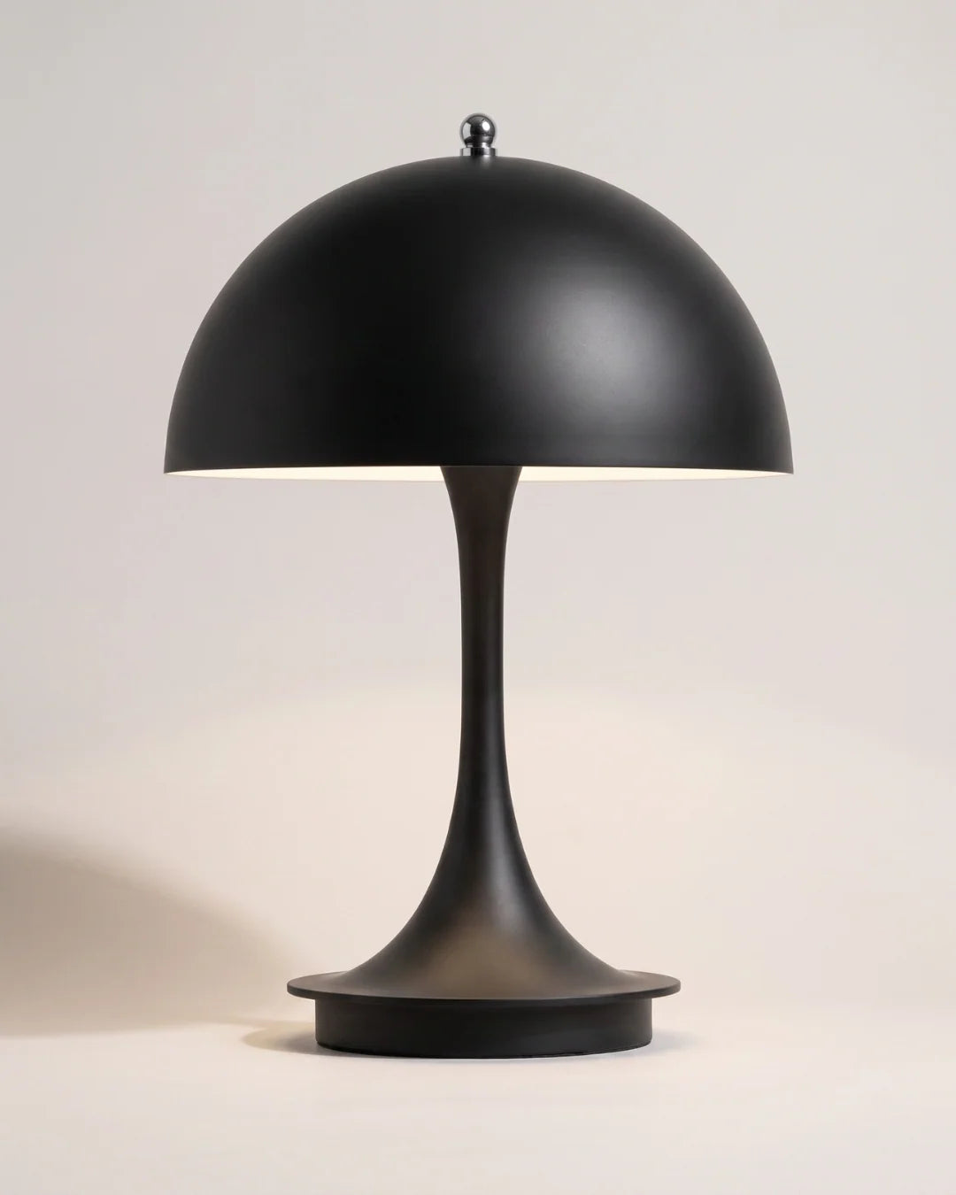Black cordless mushroom lamp