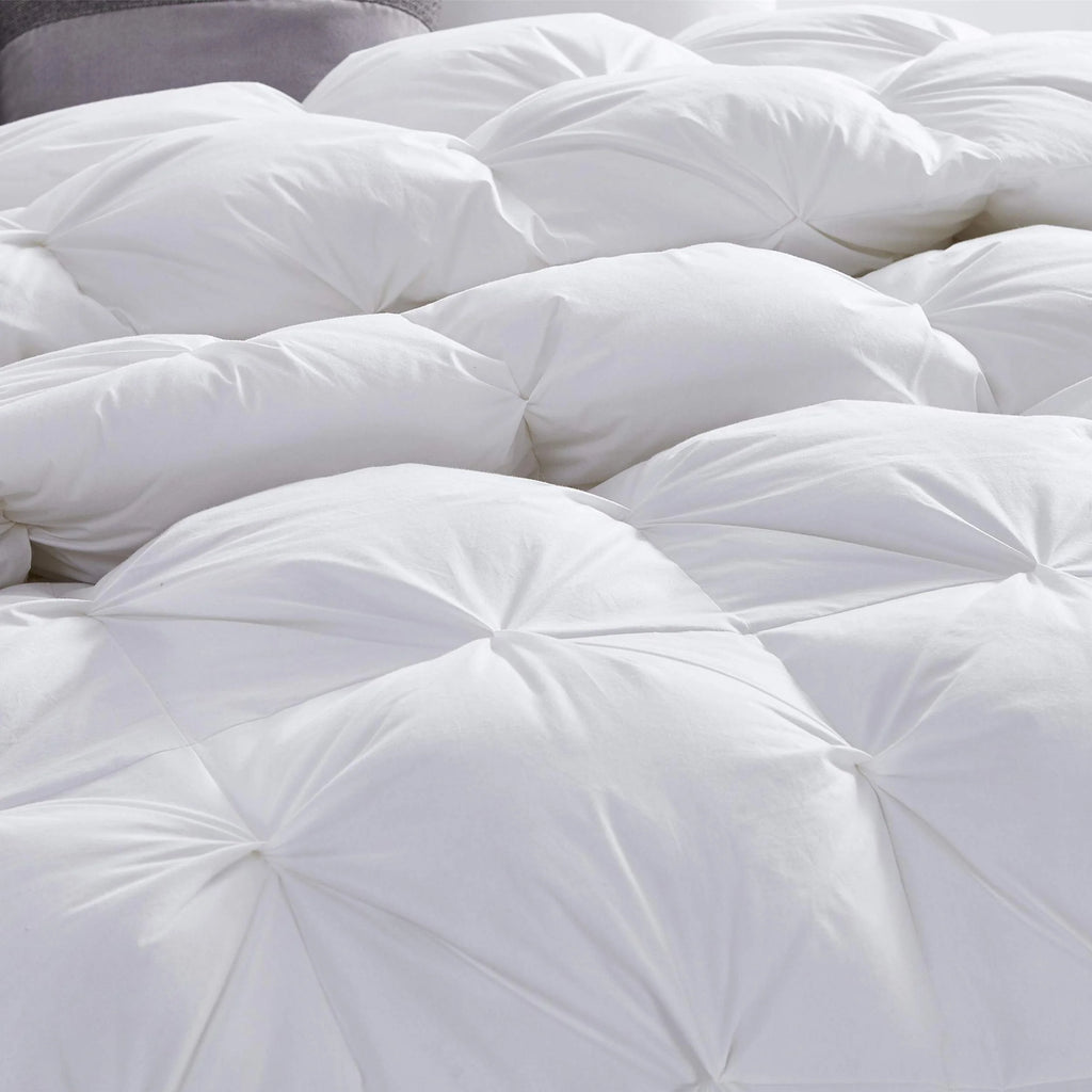 Close-up of pinch pleat comforter texture