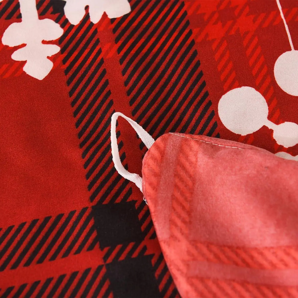 Corner tie on Christmas plaid duvet cover