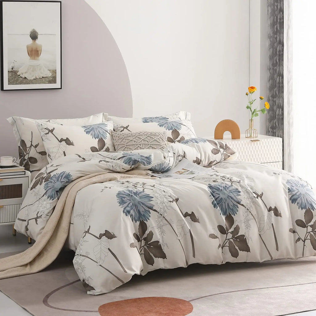 Cream botanical duvet cover set with blue leaves