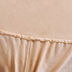 Elastic hem of velvet fitted sheet