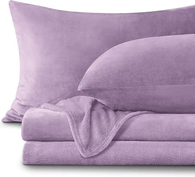 Lilac fleece sheet set folded