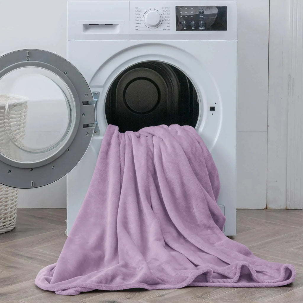 Machine washable fleece sheet in washing machine