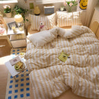 Relaxed yellow striped quilt set