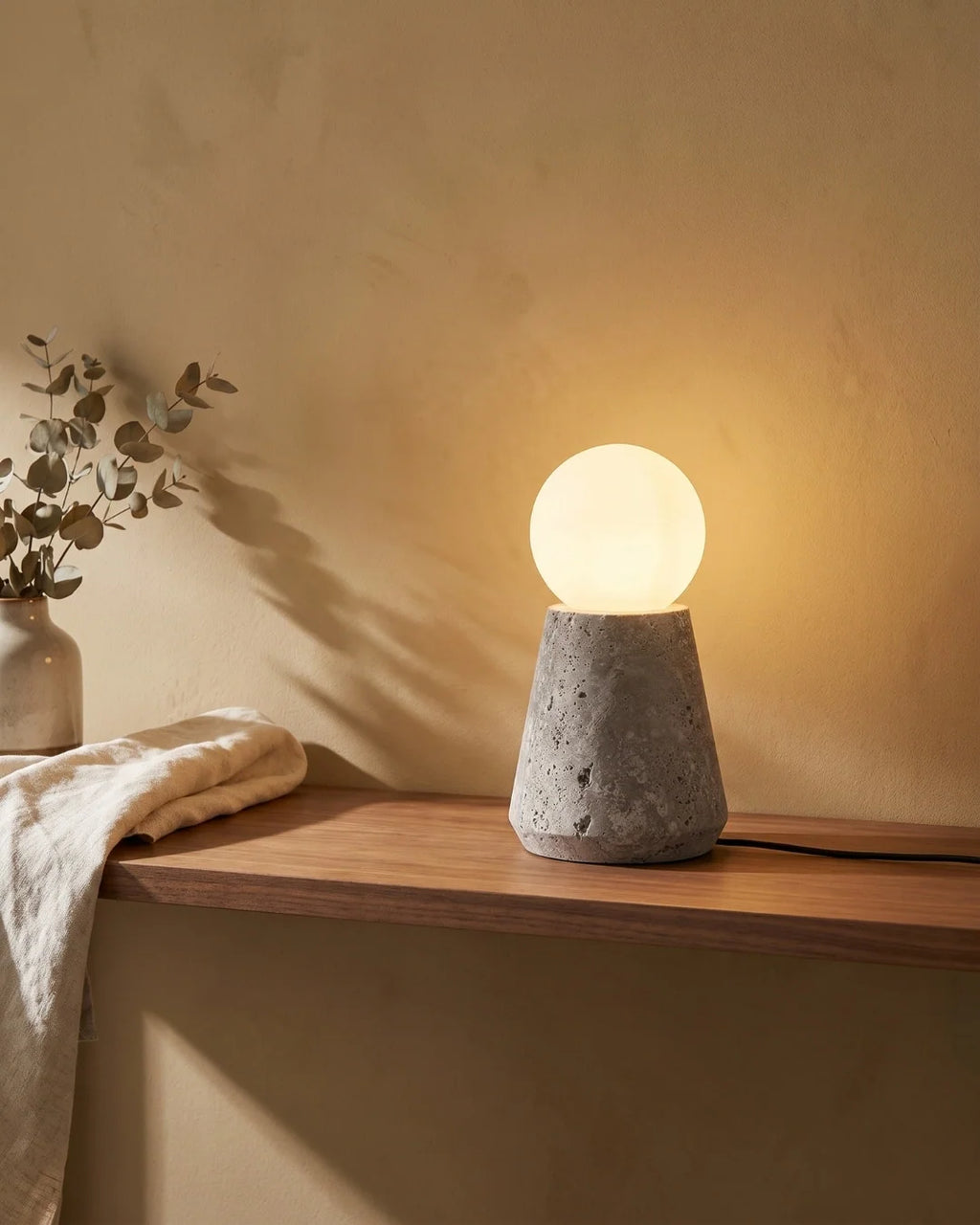 Travertine lamp on console