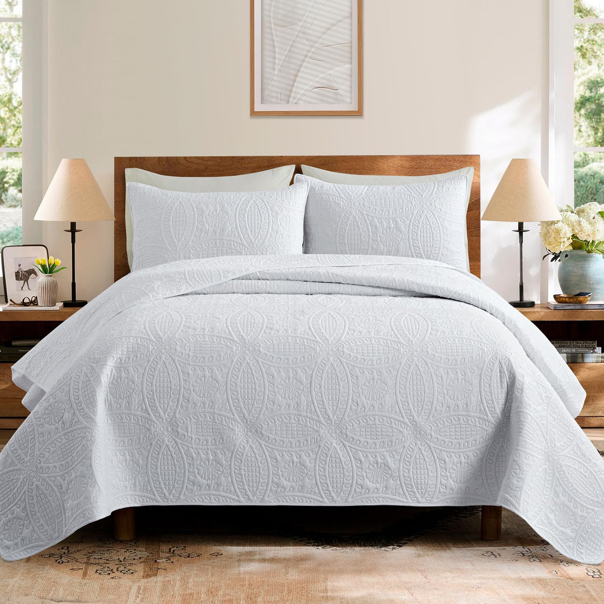 White lightweight coverlet with shams