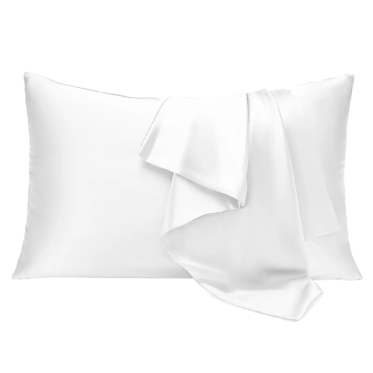 White waterproof zippered pillow protector