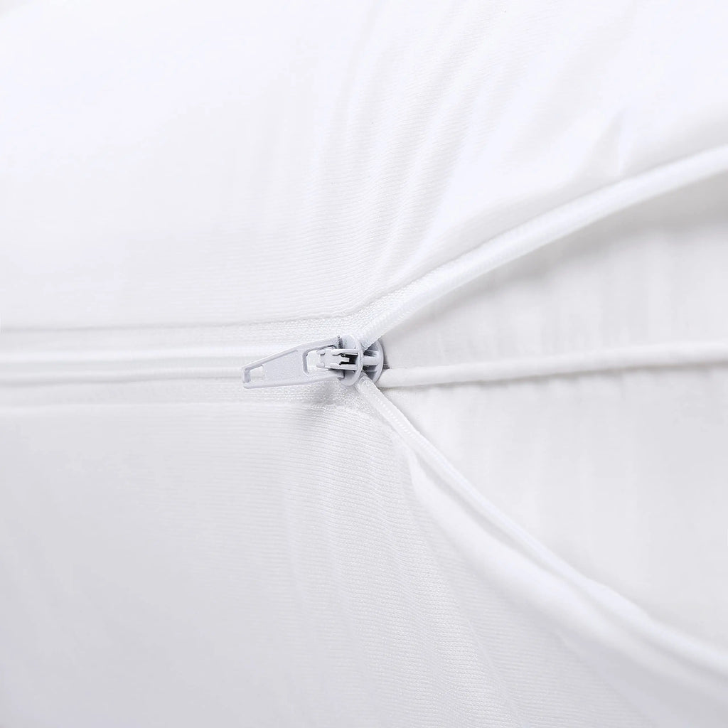 Zipper detail on white pillow protector